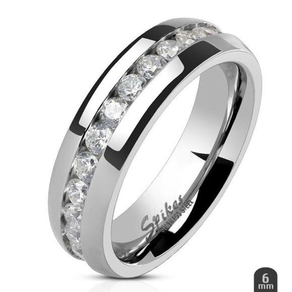 New stainless steel CZ ring‎ size 8